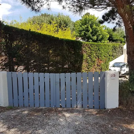 Charmante Proche Et Commerces *